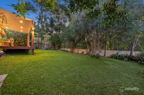 67 Ridgeway Ave, Southport, QLD 4215