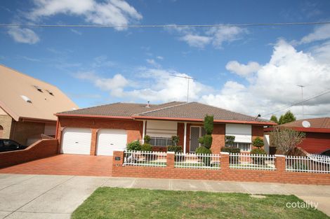 8 Nanworen Cres, Bell Park, VIC 3215