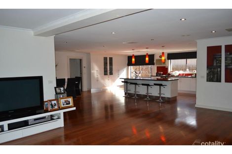 Property photo of 22 Simon Court Hampton Park VIC 3976