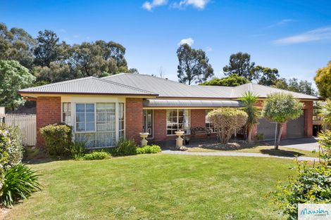 Property photo of 11 Greenwood Drive Kennington VIC 3550