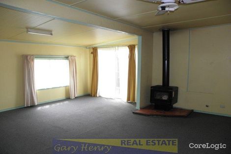 Property photo of 24 Heatherlea Grove Lakes Entrance VIC 3909