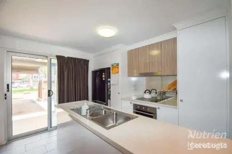 Property photo of 38/70 Palm Circuit Ross NT 0873