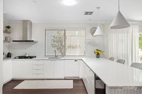 Property photo of 30 Beatrice Street Doubleview WA 6018