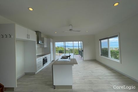 Property photo of 15 Toorak Place Castle Hill QLD 4810