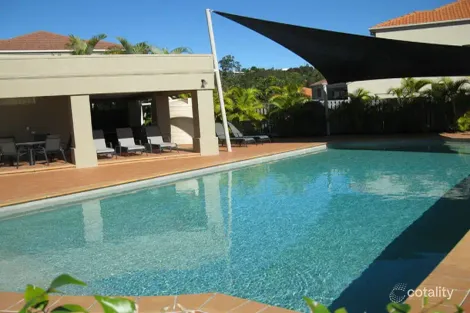 74 Universal St, Pacific Pines, QLD 4211