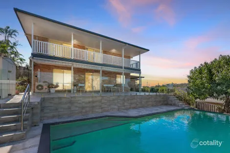 Property photo of 6 Honolulu Rise Pacific Pines QLD 4211