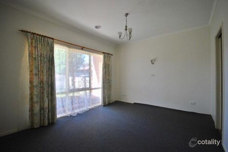 Property photo of 10 Dobson Crescent Lynbrook VIC 3975