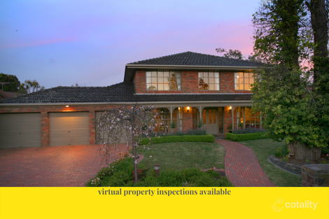 17 Hertford Cres, Wheelers Hill, VIC 3150