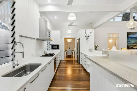 Property photo of 27 Dewar Terrace Sherwood QLD 4075