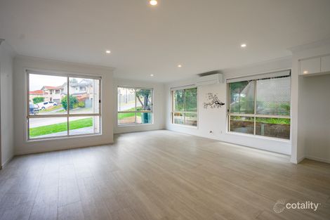 Property photo of 1/13A Kariboo Lane Mount Hutton NSW 2290