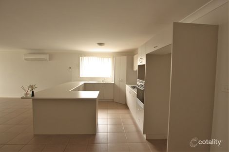 Property photo of 6 Young Circuit Elderslie NSW 2570