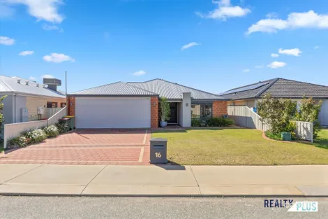 Property photo of 16 Fiore Court Lake Coogee WA 6166