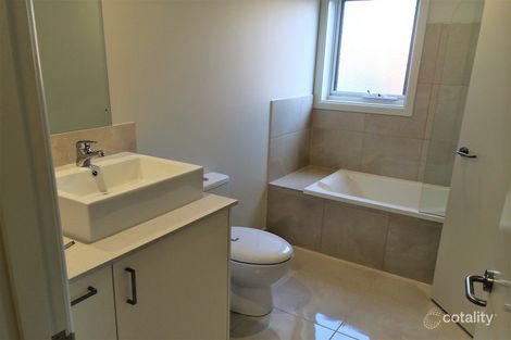 Property photo of 105/5 Highmoor Avenue Bayswater VIC 3153
