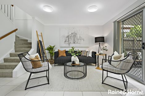 Property photo of 130 Jutland Street Oxley QLD 4075