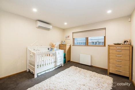 Property photo of 25 Kenjulie Drive Bentleigh East VIC 3165