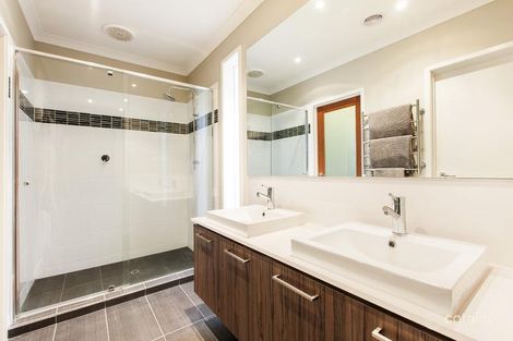 Property photo of 6 Blackbird Crescent Doreen VIC 3754