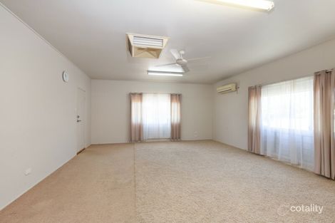 Property photo of 6 Pryor Place Emerald QLD 4720