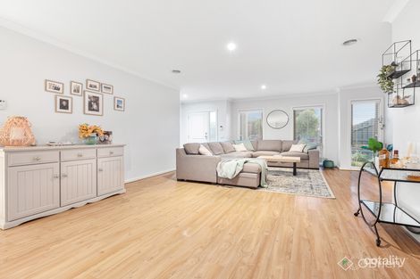 Property photo of 37 Lily Way Skye VIC 3977