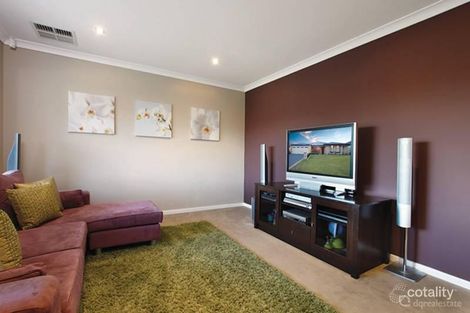 Property photo of 15 Penrose Vista Tapping WA 6065