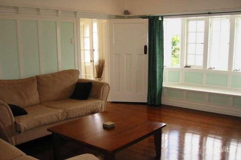 Property photo of 2 Plumer Street Sherwood QLD 4075