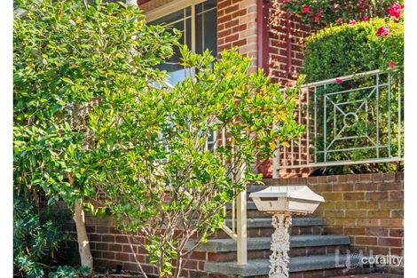 Property photo of 1/28 Macquoid Street Queanbeyan East NSW 2620