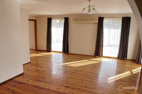 Property photo of 10 Bottlebrush Drive Cranebrook NSW 2749