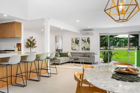 Property photo of 26 River Park Place Fig Tree Pocket QLD 4069