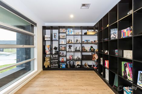Property photo of 17 Zaika Close Lalor VIC 3075