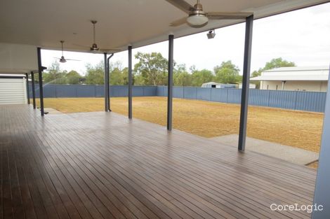 Property photo of 2 Birch Drive Emerald QLD 4720