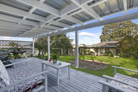 Property photo of 45 Carinya Street Charmhaven NSW 2263