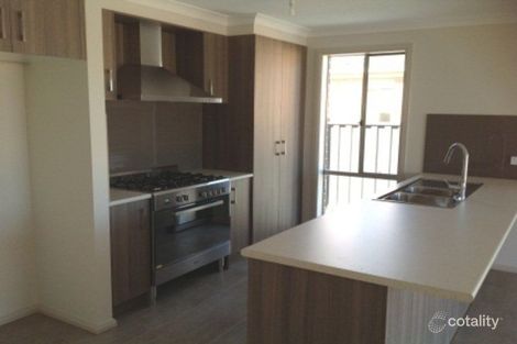 Property photo of 45 Wakefields Drive Brookfield VIC 3338