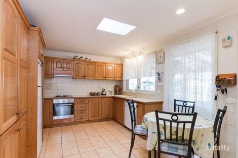 32 Regal Ave, Hallam, VIC 3803