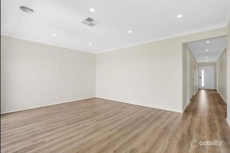 Property photo of 13 Farmington Road Wyndham Vale VIC 3024