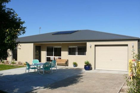 2/1 Rex St, Paynesville, VIC 3880