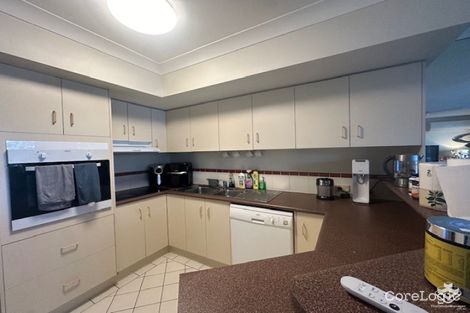 Property photo of 3/7-9 Santa Cruz Boulevard Clear Island Waters QLD 4226