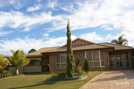 25 Talbot Dr, Kallangur, QLD 4503