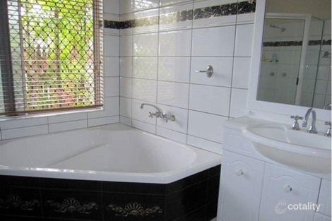 Property photo of 16 Pacific Avenue Bushland Beach QLD 4818