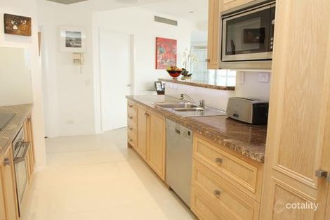 Property photo of 28/21 Pixley Street Kangaroo Point QLD 4169