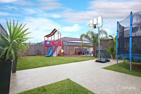 Property photo of 19 Balmain Circuit Taylors Hill VIC 3037
