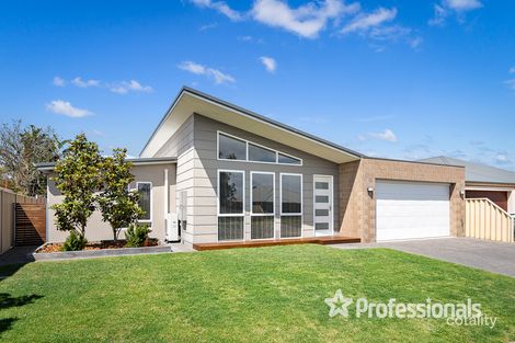 Property photo of 13 Mistral Bend Yalyalup WA 6280