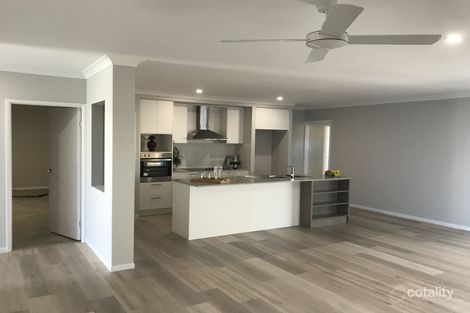 Property photo of 8 Whitsunday Street Newport QLD 4020