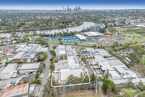 40 Curzon St, Tennyson, QLD 4105