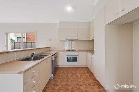 Property photo of 4 Yendon Close Caroline Springs VIC 3023