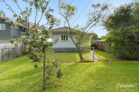 38 Yacht St, Clontarf, QLD 4019