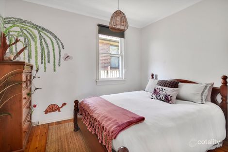 Property photo of 16 Karingal Crescent Frenchs Forest NSW 2086