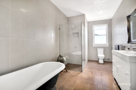 Property photo of 16 Karingal Crescent Frenchs Forest NSW 2086