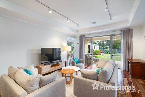 Property photo of 12 Ardfin Street Dunsborough WA 6281