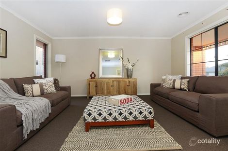 Property photo of 26 Hanrahan Wynd Lynbrook VIC 3975