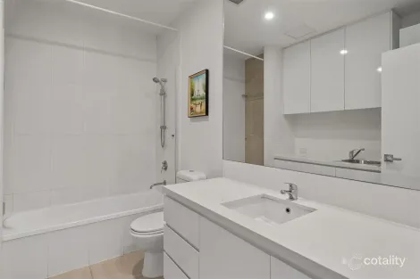 Property photo of 20 Fairlight Avenue Robina QLD 4226