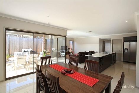 Property photo of 12 Inlander Way Doreen VIC 3754